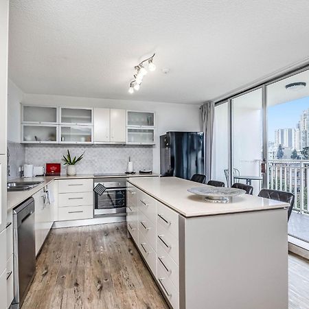 Condor Apartments By Gold Coast Premium Екстериор снимка