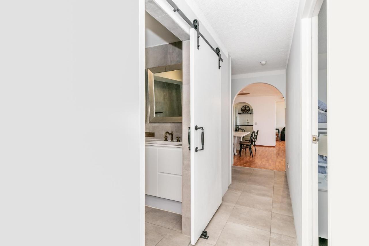 Condor Apartments By Gold Coast Premium Екстериор снимка