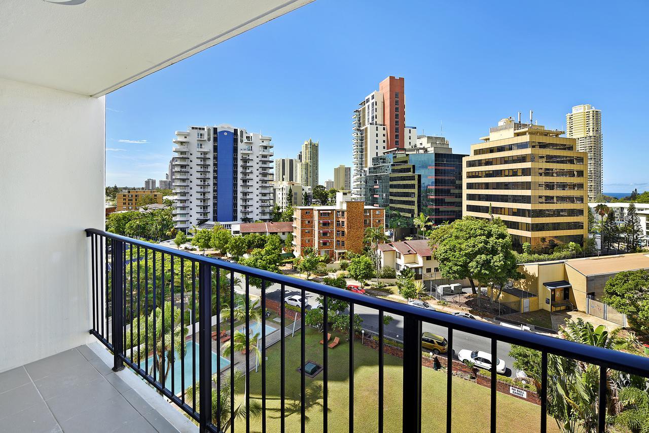 Condor Apartments By Gold Coast Premium Екстериор снимка